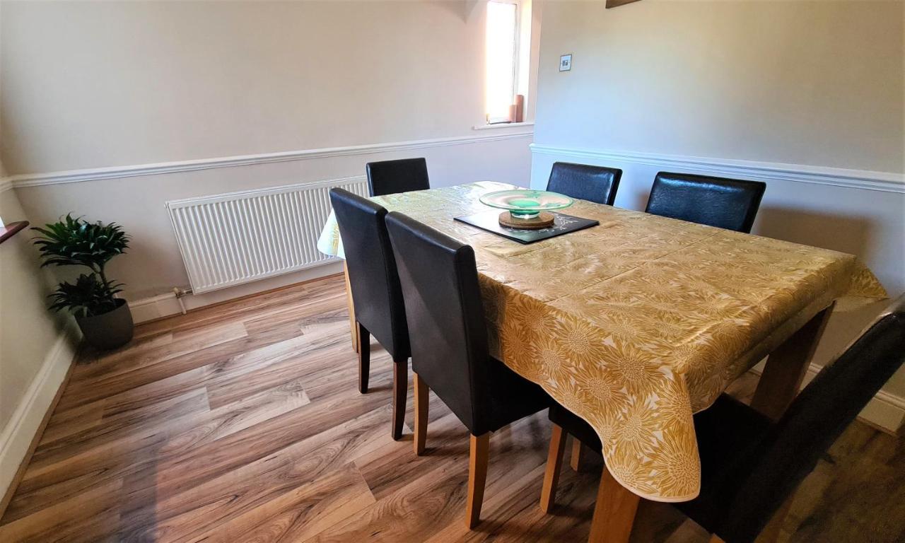 Castle Cottage Rayleigh Extérieur photo